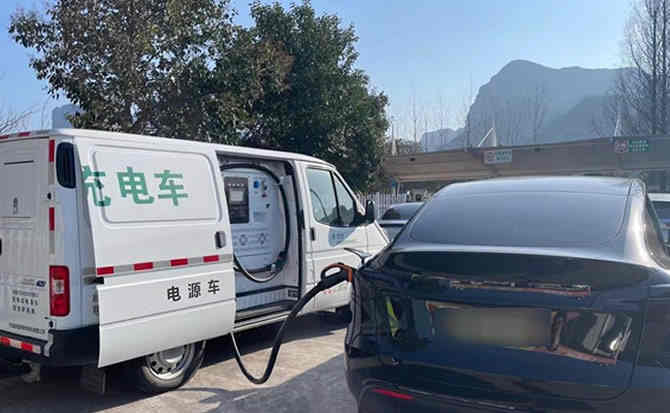 李沧区汽车搭电