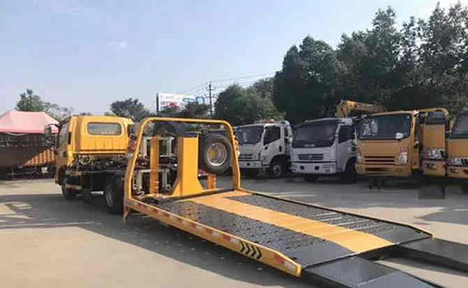 李沧区汽车中途维修案例